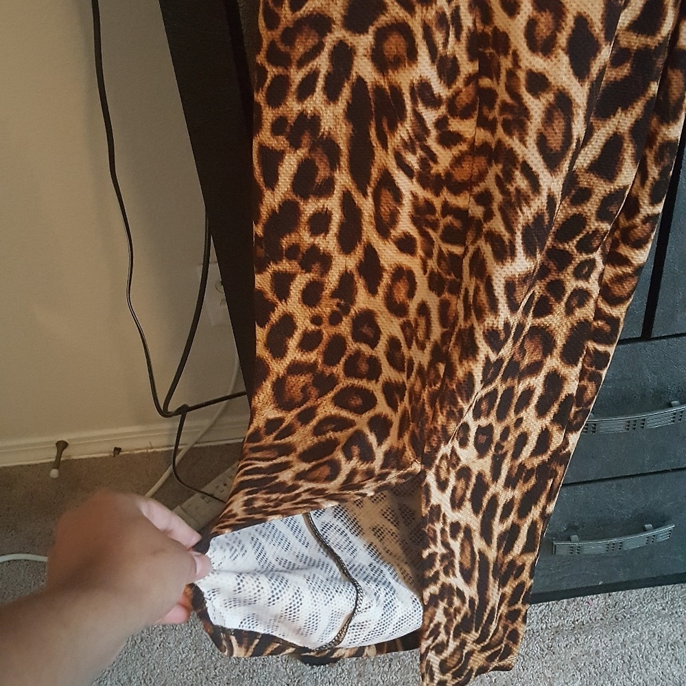 Dress - Picture 3 of 3